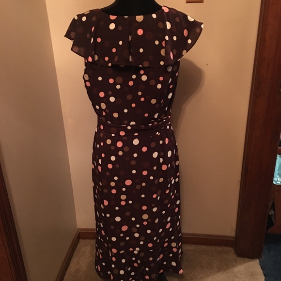 Dress - Picture 2 of 5